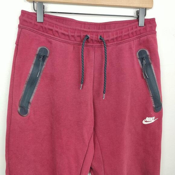 Nike Sportswear Tech Fleece Joggers Mens Medium Red Tapered Sweatpants - Picture 2 of 10